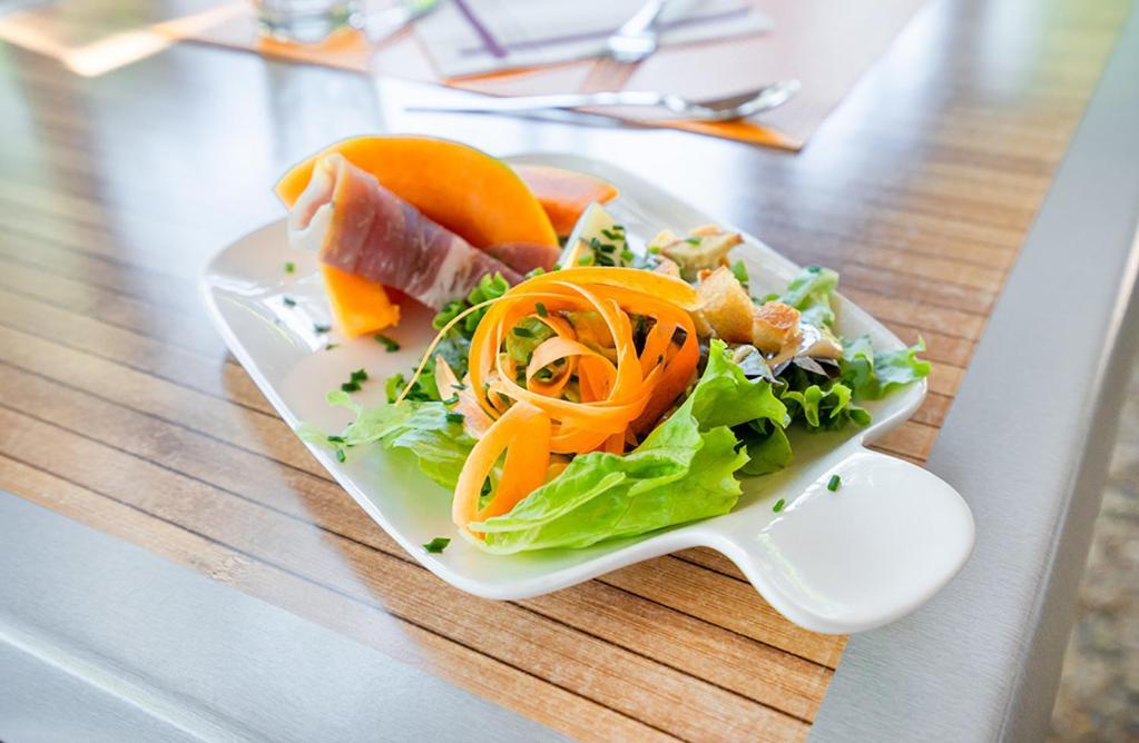 Logis Hotel- Hotel Restaurant Le Rialto Le Sequestre Luaran gambar