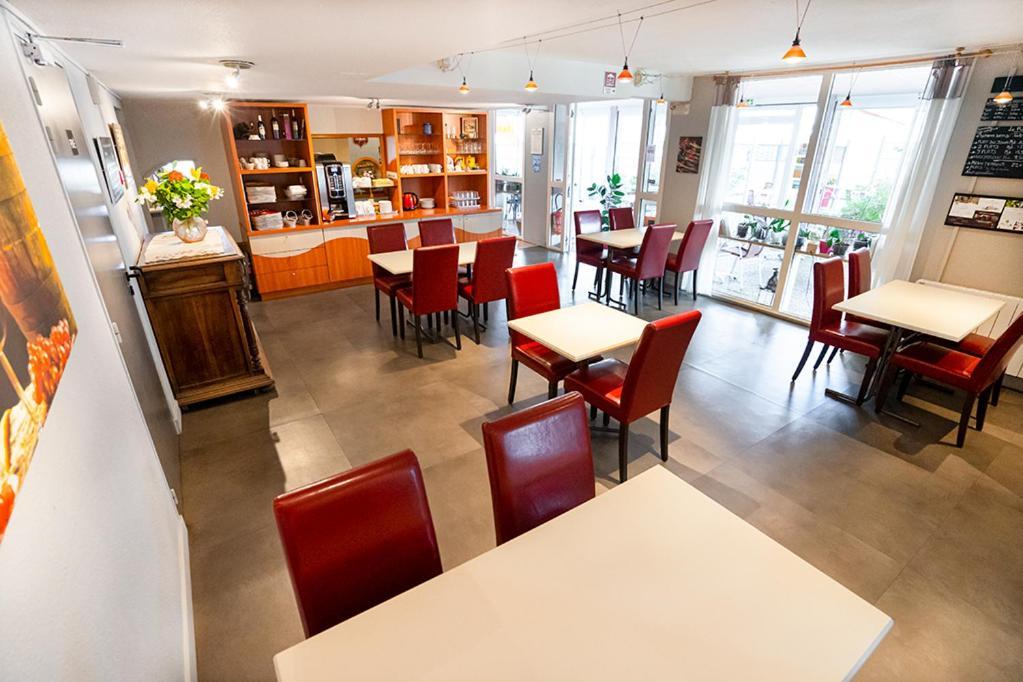 Logis Hotel- Hotel Restaurant Le Rialto Le Sequestre Luaran gambar