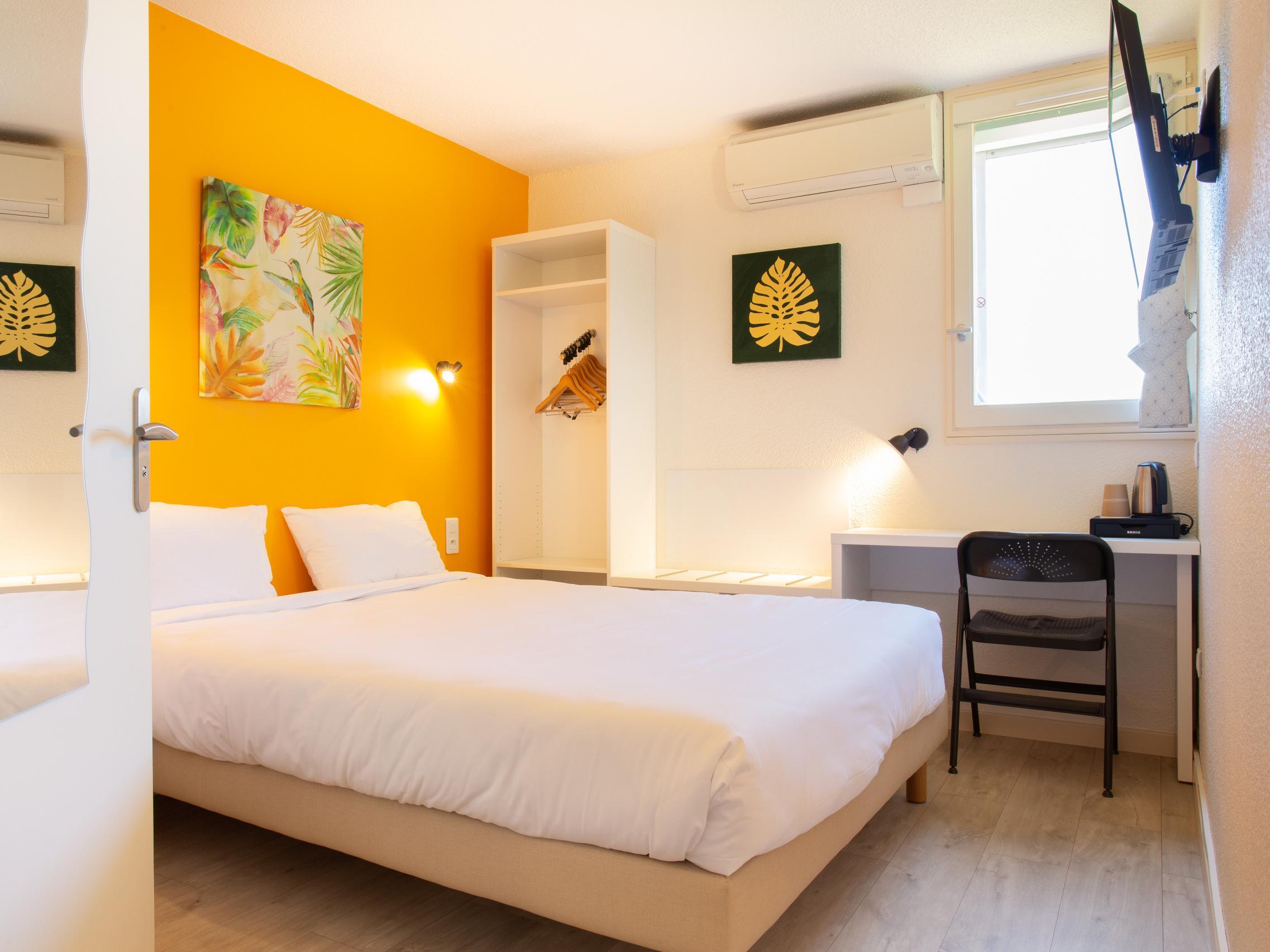 Logis Hotel- Hotel Restaurant Le Rialto Le Sequestre Luaran gambar