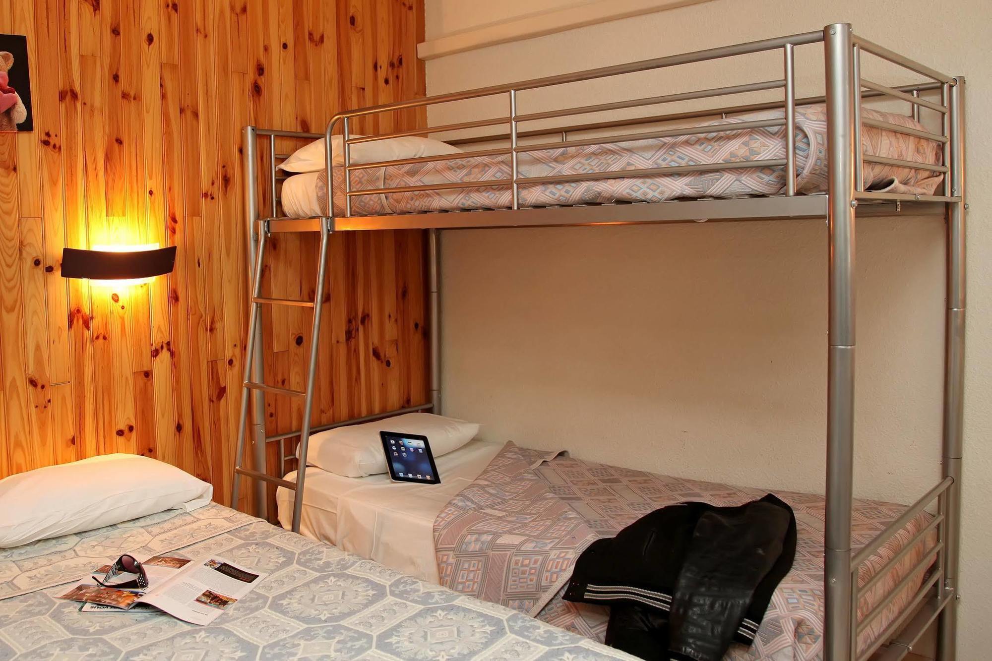 Logis Hotel- Hotel Restaurant Le Rialto Le Sequestre Luaran gambar